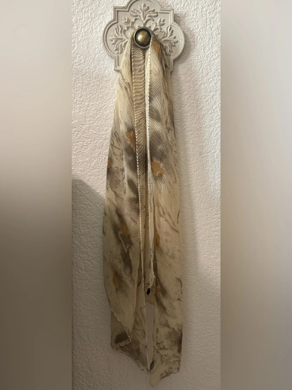 Beautiful Cream Print Scarf